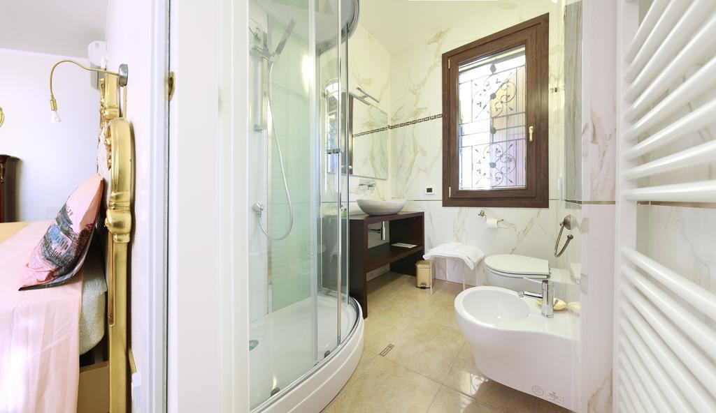Borgo Dei Sensi Bed & Breakfast Casumaro Phòng bức ảnh